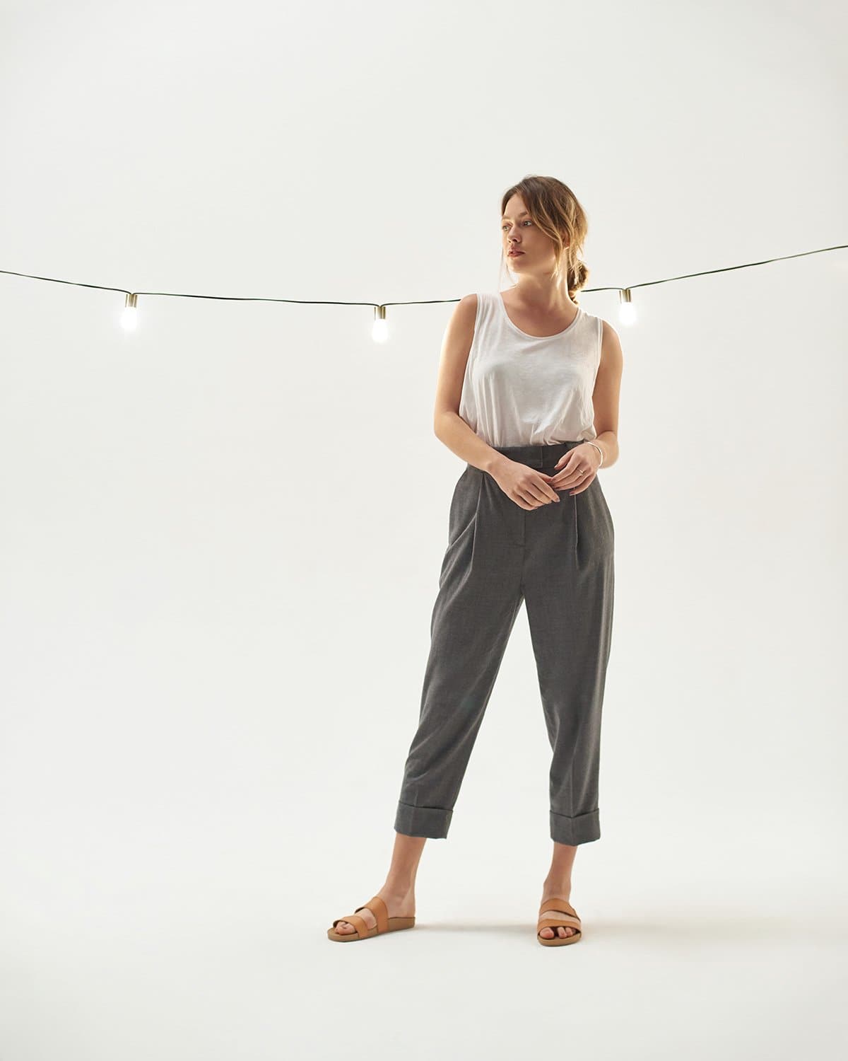 Glowmere Glow Solar Oversized Bulb String Lights with Brass in brass