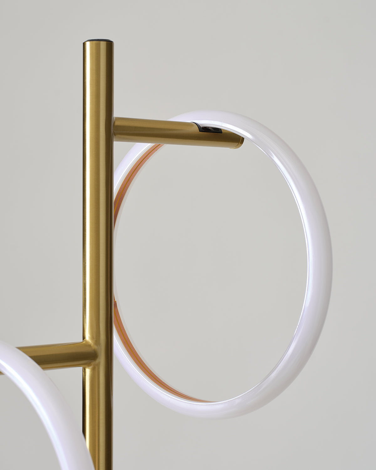 Glowmere Saturn Detachable Ring Light Table Lamp view 5