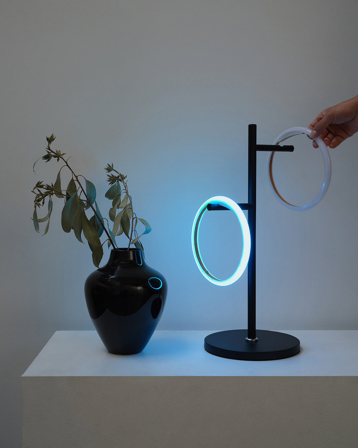 Glowmere Saturn RGB Two Ring Color Changing Table Lamp overall view