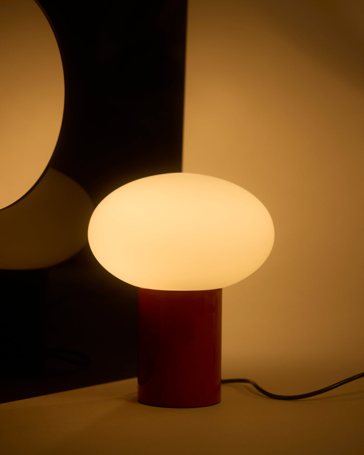 Glowmere Ivy Frosted Oval Globe Minimalist Table Lamp in red
