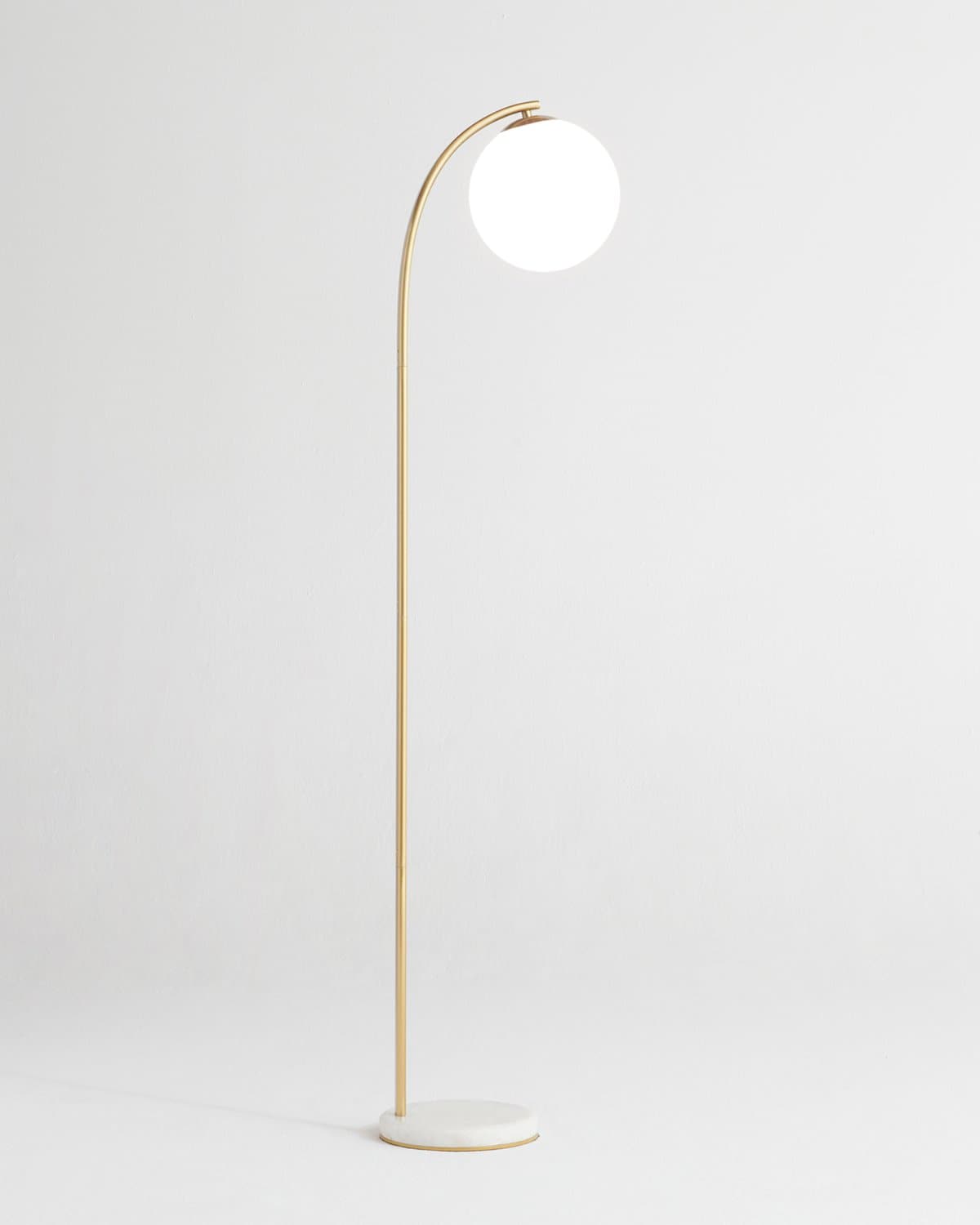 Glowmere Luna Drop Marble Base Glass Globe Floor Lamp in brass