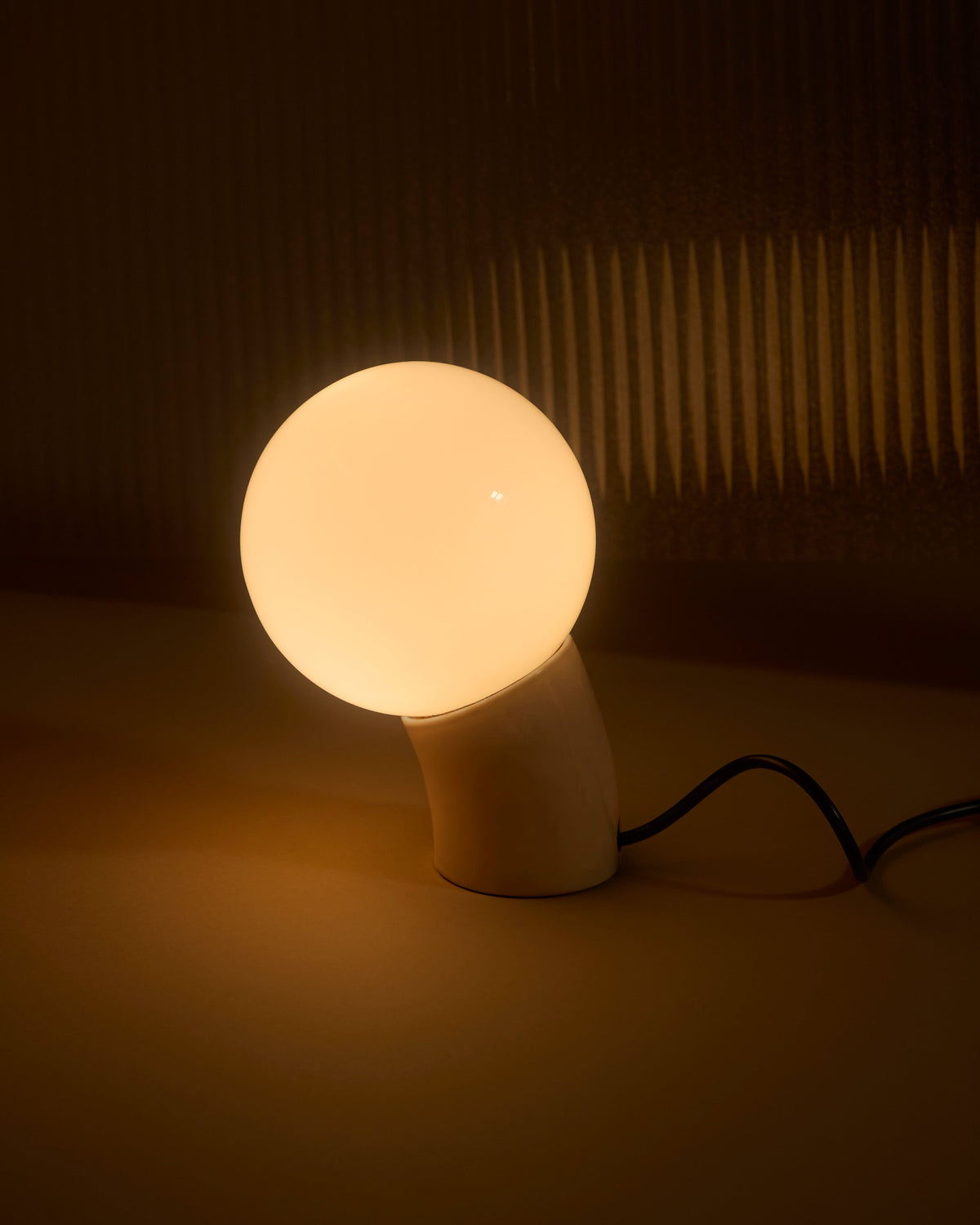 Glowmere Vino Curved Body Glass Globe Table Lamp with USB C in cream