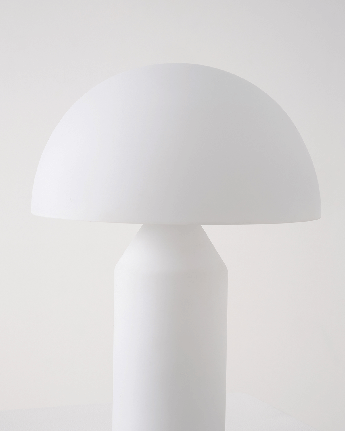 Glowmere Venus Geometric Downlight Table Lamp view 7