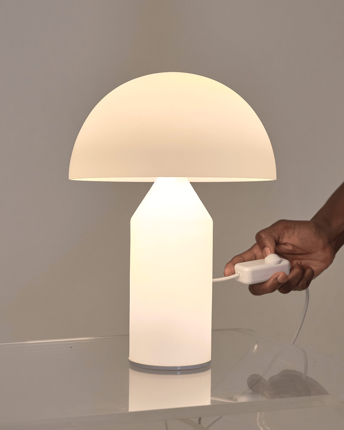 Glowmere Venus Geometric Downlight Table Lamp view 8